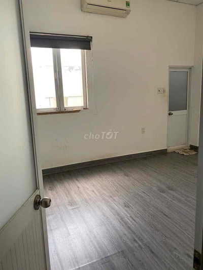 Phòng cho thuê tại vòng xoay công viên gia định 3tr5