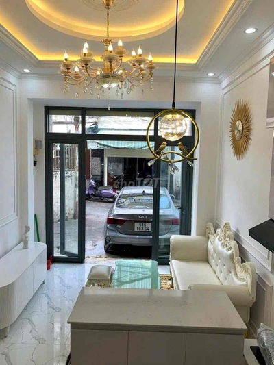 Nhà mới. Video và Hình thật 100%. Full nội thất