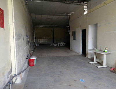 Cần cho thuê gấp kho ở Đường Đào Trí diện tích 526m2 có pccc