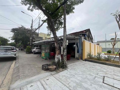 Mặt tiền Trân Cao Vân