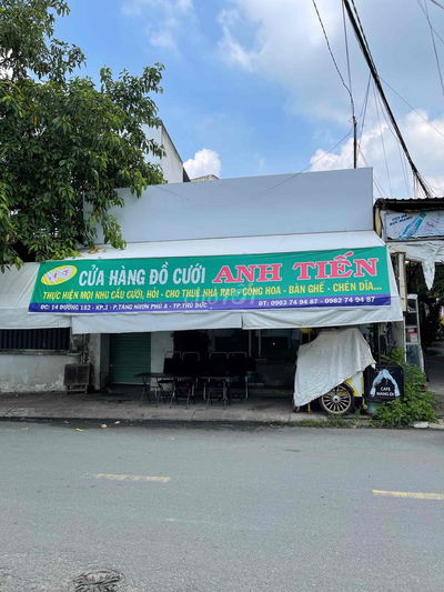 Mặt Tiền đường 182 . Phừơng Tăng Nhơn Phú