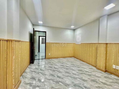 🛑 Nhà mới đẹp, 3 tầng, hẻm thông Dương Bá Trạc P2 Quận 8