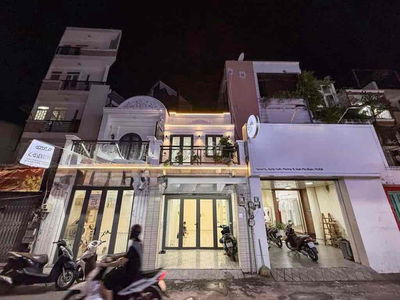 BÁN NHA MẶT TIỀN NGUYỄN TRỌNG TUYỂN -KINH DOANH SẦM UẤT