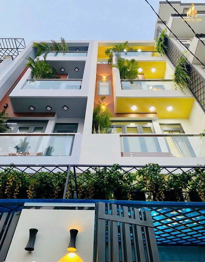 _NHÀ PHỐ FULL NỘI THẤT TRỆT LỬNG 3 LẦU 1/ HXH SÁT MẶT TIỀN QUANG TRUNG