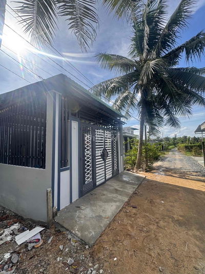 cc cần bán căn nhà mới xây tổng diện tích 126,2 ngang (5x26) an lợi