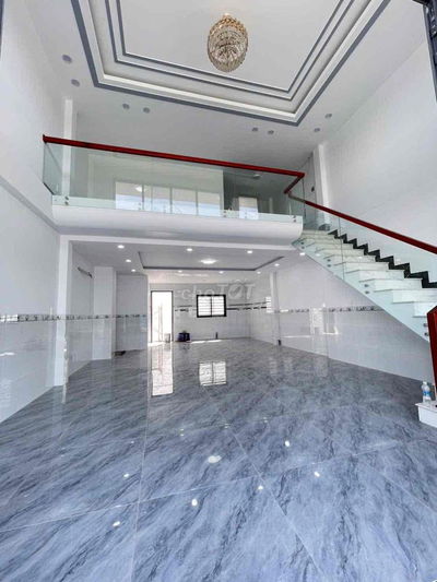 Nhà mới 100% 3 phòng 3 máy lạnh KDC Nam Long