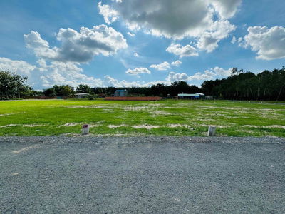 Đất MT nhựa, 100% thổ cư, gần KCN Thạnh Đức