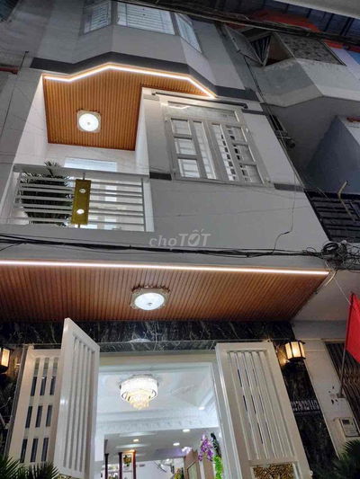 Bán nhà gấp hẻm xe hơi đường Nguyễn thị hương