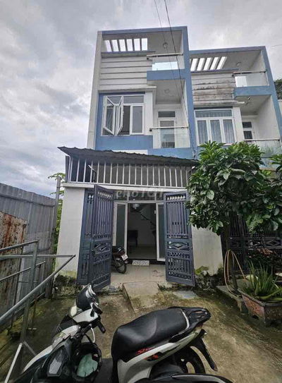 nhà trệt lầu hẻm 8 m đường tx52