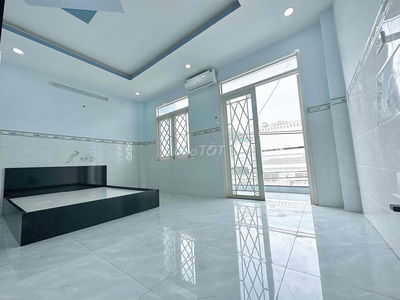 Phòng Bancol Tách Bếp. (50m2)