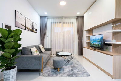 Căn hộ mới 2PN 1,92 tỷ kế sân Bay view hồ bơi sổ sẵn full nội thất, vay 70%