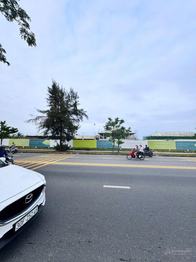 Căn hộ studio view trực diện biển Mỹ Khê Đà Nẵng giá rẻ