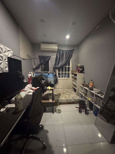 CHỦ ĐỊNH CƯ Mới về chỉ 1 tỷ nhỉnh shr 18m2 Quận 6 2 tầng kiên cố.