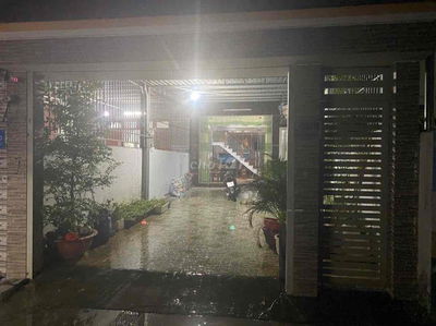 chính chủ cần bán nhà sổ riêng xây kiên cố