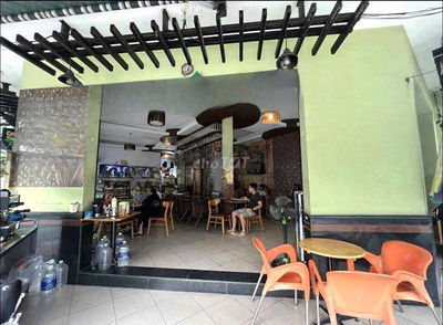 Cho Thuê Mặt Bằng Đường Phàn Sào Nam, Tân Bình ( 10x15m - KD Tự Do )