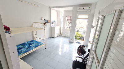 Nhà ở ghép cho nam