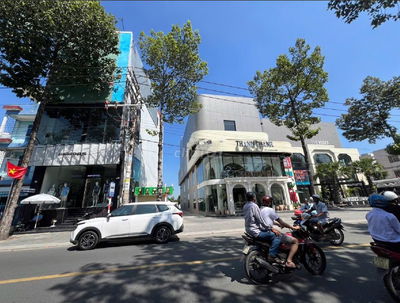 Mặt tiền đường Yesin, trung tâm Bình Dương,kế bên trung tâm thương mại