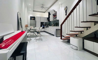 Bán Nhà Phố Kim Đồng 48m2,4 Tầng,Ngõ Ô Tô Kinh Doanh,Nội thất Xịn,8,8ỷ