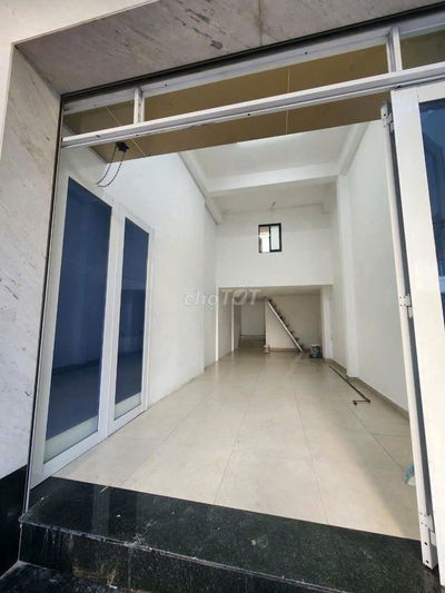 Mặt Tiền Đối Diện Trường Bách Khoa Sài Gòn 40m2 Đường NguyễnBỉnhKhiêm