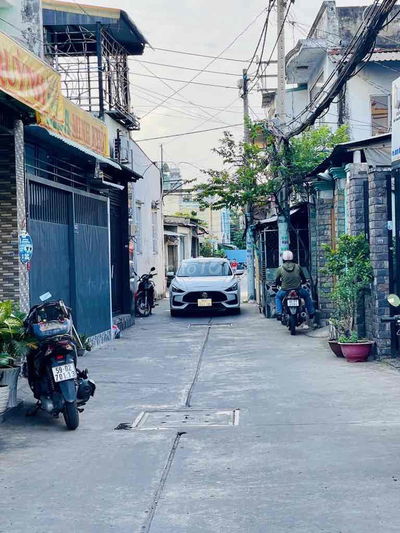 BÌNH TÂN ‘ SÁT VÁCH Q6 ‘ 95 m 3 TẦNG ‘ 4.5 x 21 m Giá nhỉnh 7 tỏi TL