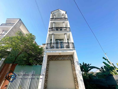 Nhà 3 lầu 4x16 hẻm nhựa 6m gần trường học Nguyễn Trung Trực