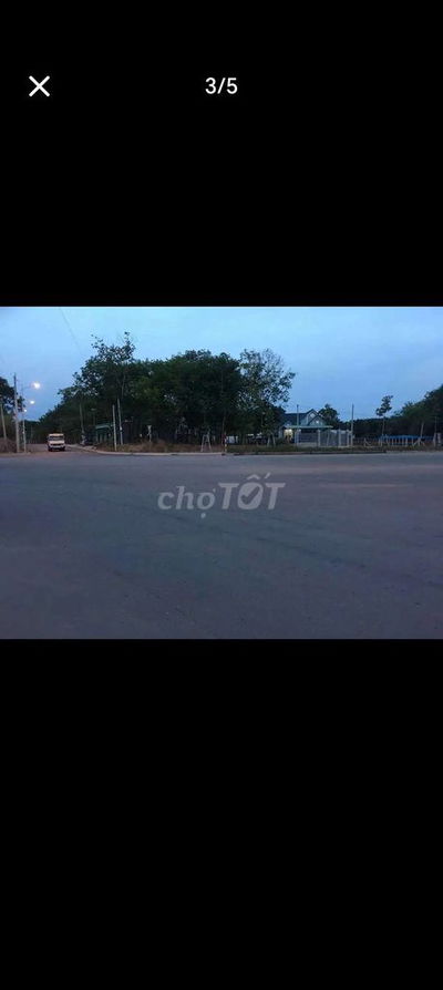 Cho thuê 1500m2 đất trống mặt tiền mỹ phước tân vạn Phường Tân Định