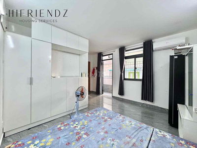 cho thuê phòng ban công ngay cầu chữ Y sát quận 5