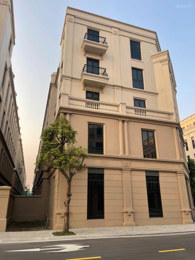 Bán gấp căn góc Thiên Nga sát hồ, 132m2 giá hơn 480 triệu/m2, Vinhomes Cổ Loa, 0966 861 ***