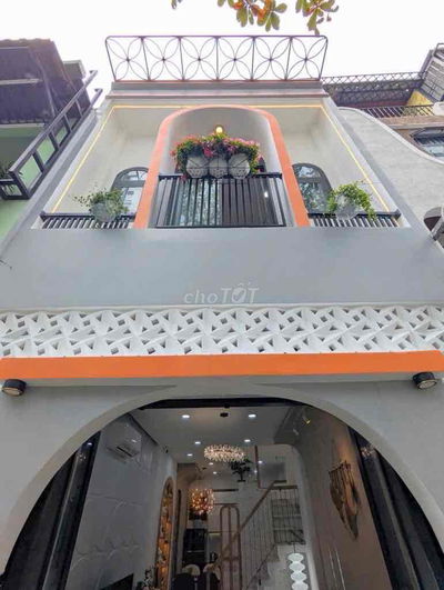 🔔🔔🔔HÀNG MỚI VỀ FULL NỘI THẤT- 2 TẦNG-PHẠM VĂN CHIÊU -32M2.(4,7TỶ)