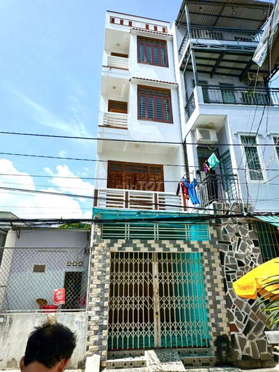 Cho thuê nhà 4 tầng Phước Tân - Nha Trang, trung tâm gần Mã vòng