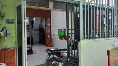 Cho thuê nhà nguyên căn, 80m2, 2 phòng ngủ ngay chợ Đường