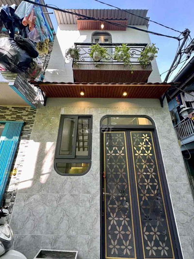 nhà hẻm thông. sổ Hồng riêng. ko huy hoạch