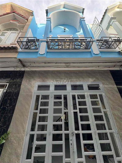 Nhà Hóc Môn 425triệu đúc thật kiên cố sát chợ Nhị Xuân điện nước sẵn