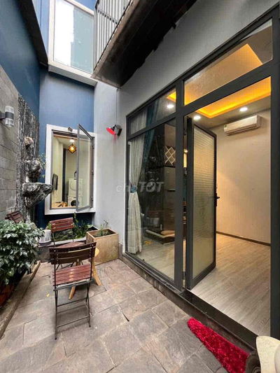 Căn Hộ 1PN Tách Bếp Sân Vườn Máy Giặt Sấy Riêng Ngay Chợ Bến Thành Q1