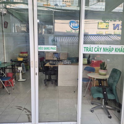 Sang nhượng mặt bằng kinh doanh trái cây 64m2, quận Bình Thạnh