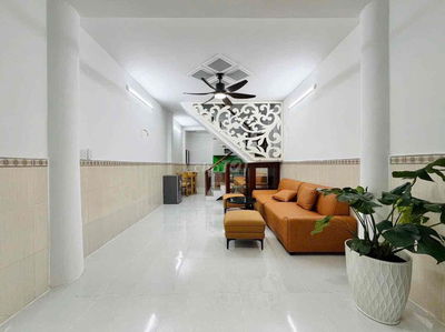 Bán nhà Phạm Văn Chiêu Gò Vấp – 2 tầng, 2 phòng ngủ – giá 3 tỷ 89 tl