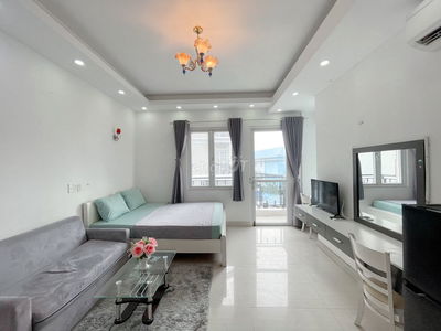 CĂN HỘ BAN CÔNG CAO CẤP - FULL TIỆN NGHI LÊ VĂN SỸ Q3