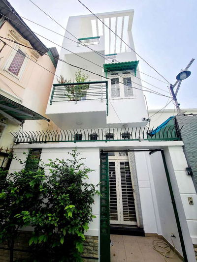 🔥CHO THUÊ NGUYÊN CĂN 1 TRỆT 2 LẦU, SÂN THƯỢNG ĐƯỜNG HOÀNG HOA THÁM