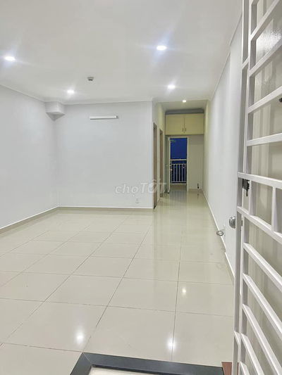 Căn hộ Green Town Bình Tân block A, đã có sổ, 49m2 1pn1wc 1.95 tỷ