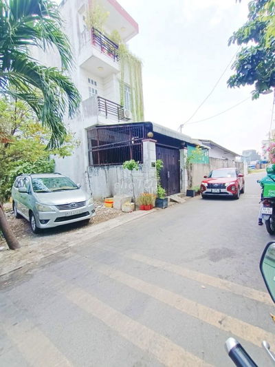 BÁN GẤP 66M2 ĐẤT ĐƯỜNG OTO NÉ NHAU THUẬN TIỆN RA PHẠM VĂN ĐỒNG,XÂY CAO