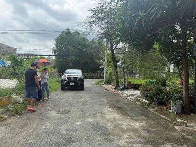 Bán đất 98m2 Ngô Chí Quốc, 3.7TỶ chính chủ gấp bán