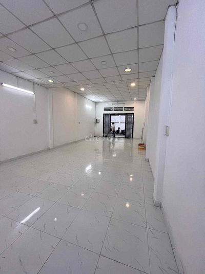 Cần cho thuê nhà cấp 4 khu Etown