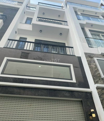 Cho thuê nhà HXH 284/2A Võ Văn Tần P.5, Quận 3.