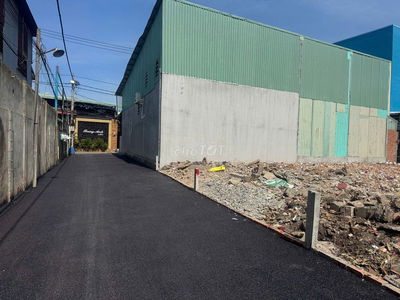 Bán đất quốc lộ 13 - 1 lô *** - 6,2T thương lượng