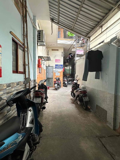 45 ChDV thu 1.2T/năm với 370m2 đất tại Ds18B, BahH A, Bình Tân