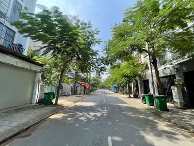 BÁN TOÀ NHÀ 5 TẦNG 12 PHÒNG ĐANG CHO THUÊ DÒNG TIỀN 45TR/ THÁNG ĐG 12M