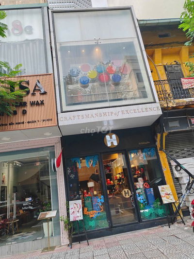 CHO THUÊ MẶT BẰNG KINH DOANH TT Q1 ĐƯỜNG ĐÔNG DU