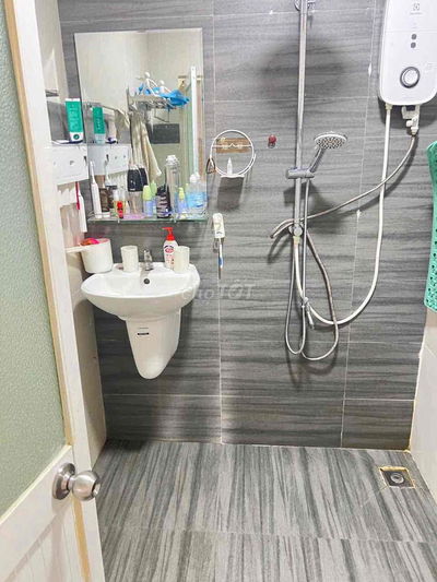 bán cc tây thạnh lầu 3 dt 79m căn góc