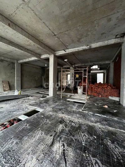 CHO THUÊ NHÀ MẶT TIỀN ĐƯỜNG SỐ 5 DT 8X22M 4L CÓ THANG MÁY PCCC