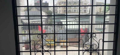 nhà mt kinh doanh- ngay vạn phúc city- xe hơi đậu cửa- nhỉnh 6 tỷ